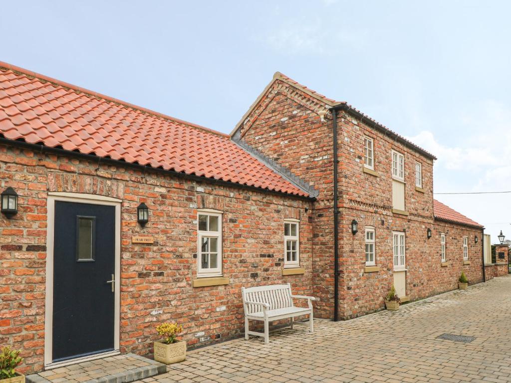 Pear Tree Cottage, York image one
