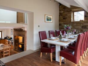 The Retreat, Hebden Bridge Accommodation image 2 The Retreat, Hebden Bridge image two