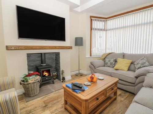204 Sea View House, Redcar image three