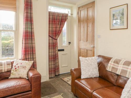 Primrose Cottage image three