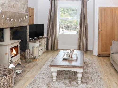 Springwood Cottage image three