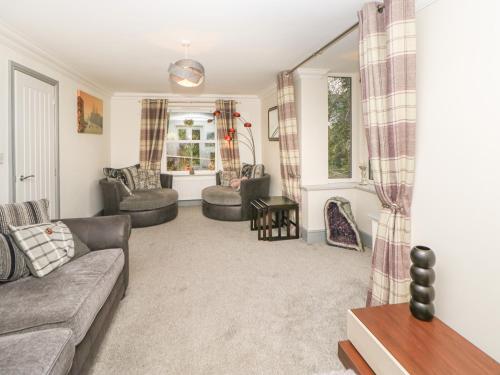 Sycamore Cottage image three