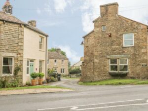 Aysgarth Page image 8 Picture of East Stonelea