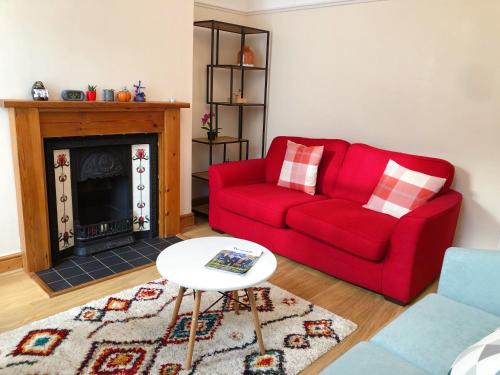 Lovely 3 beds house 6 guests King beds Accommodation image 3 Lovely 3 beds house 6 guests King beds image three