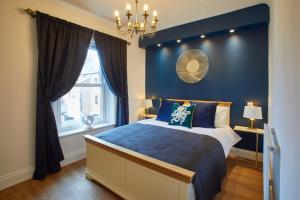 Host & Stay - Little Acorn Apartment image two