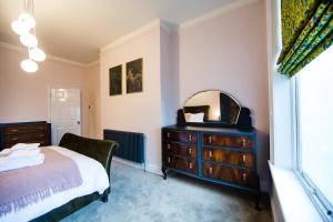 Maison Parfaite HG1 - Luxury Duplex Apartment with Parking Space image two