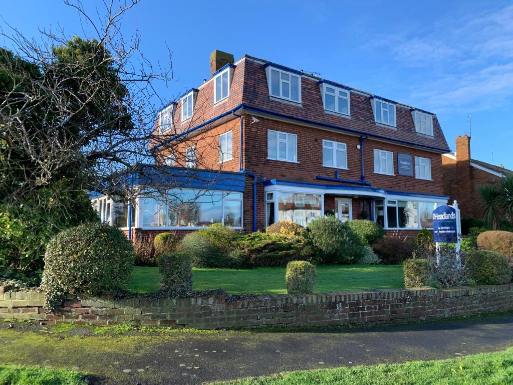 The Headlands Hotel Accommodation image 1 The Headlands Hotel image one