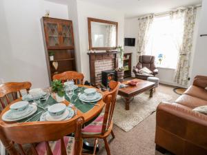 Whinswood Cottage Accommodation image 2 Whinswood Cottage image two