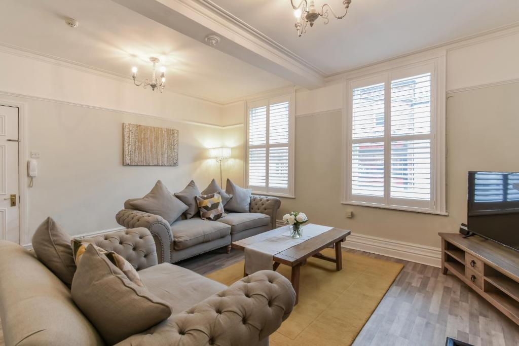 Gillygate Nest with Free Allocated Parking Accommodation image 1 Gillygate Nest with Free Allocated Parking image one