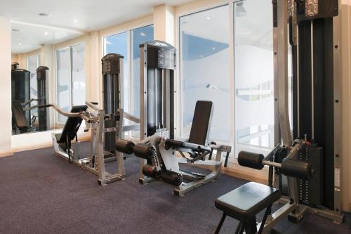 Holiday Inn Leeds Brighouse, an IHG Hotel Accommodation image 2 Holiday Inn Leeds Brighouse, an IHG Hotel image two
