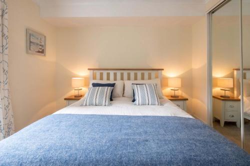 Host & Stay - No 9 By The Park Apartment Accommodation image 3 Host & Stay - No 9 By The Park Apartment image three