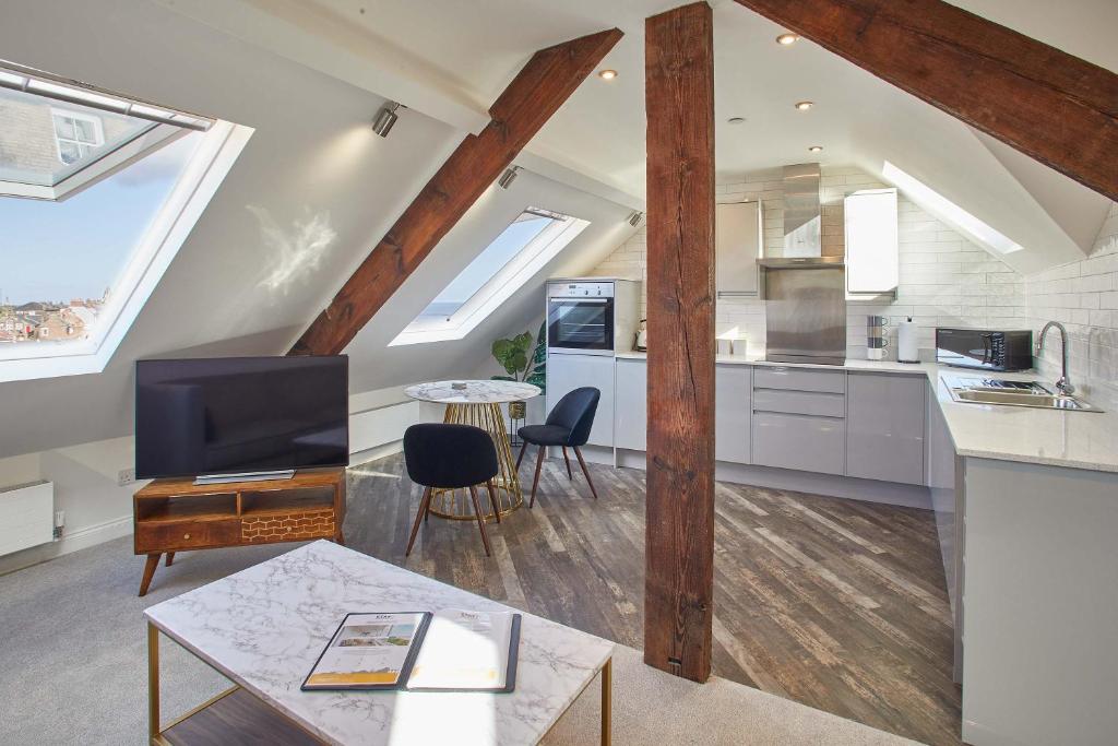 Host & Stay - The Penthouse, Hudsons Yard House Accommodation image 1 Host & Stay - The Penthouse, Hudsons Yard House image one