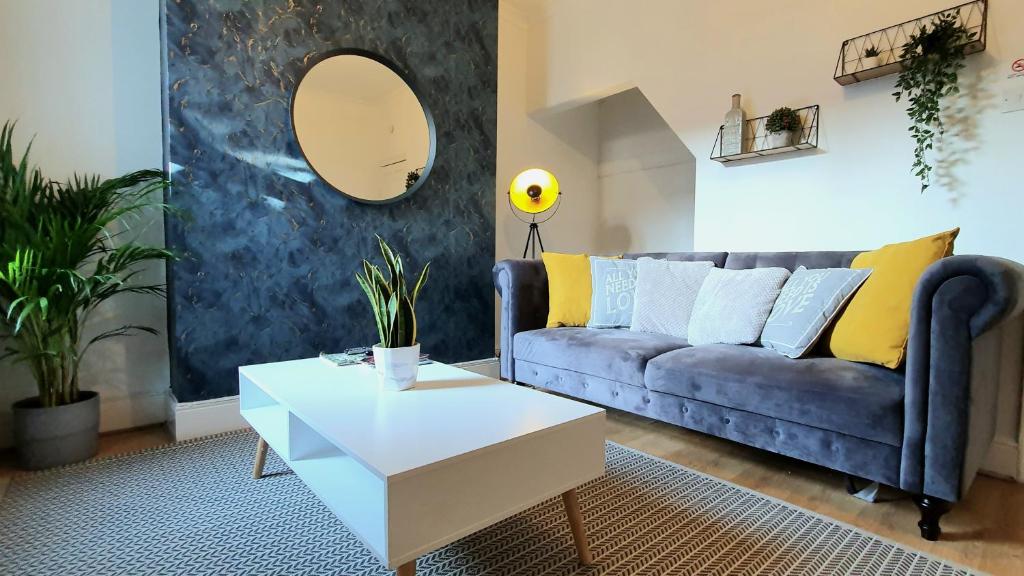 Horner House - Carlton&Co Apartments image one