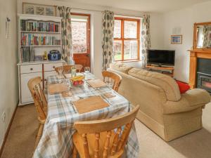Waterside Cottage, Whitby Accommodation image 2 Waterside Cottage, Whitby image two