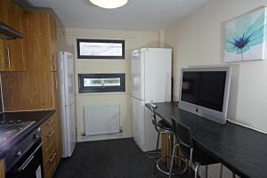 Trigg Hall image two