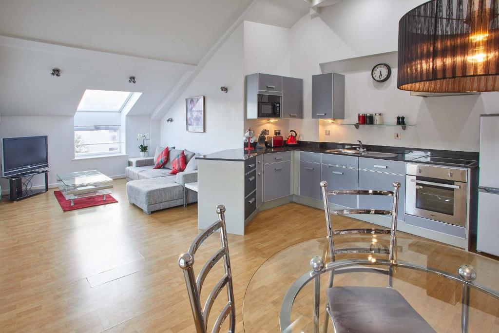 Host & Stay - No 7 Regent House Accommodation image 1 Host & Stay - No 7 Regent House image one