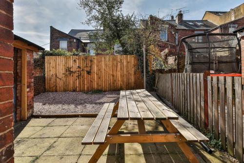 Refurbished Central Premium Property Accommodation image 3 Refurbished Central Premium Property image three