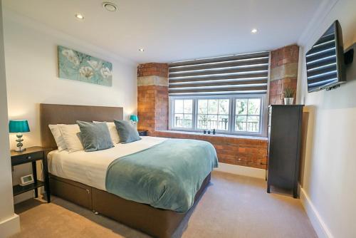 ChocoLets - The Henry Isaac suite Accommodation image 3 ChocoLets - The Henry Isaac suite image three