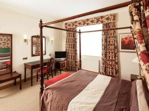 Mercure York Fairfield Manor Hotel Accommodation image 2 a Hotel in York