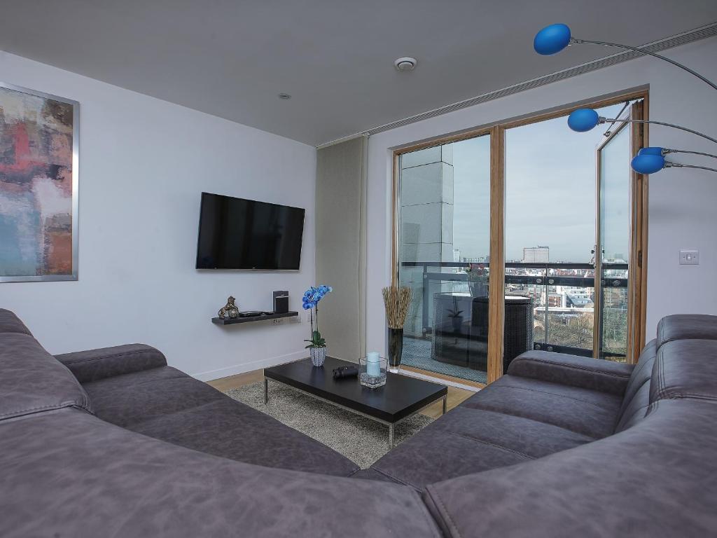 Central Leeds Penthouse Accommodation image 1 Central Leeds Penthouse image one