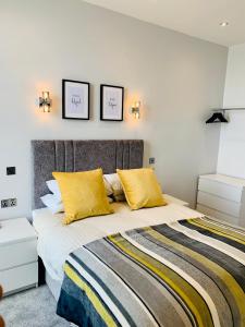 The Marlborough Sea View Holiday Apartments Accommodation image 1 The Marlborough Sea View Holiday Apartments image one