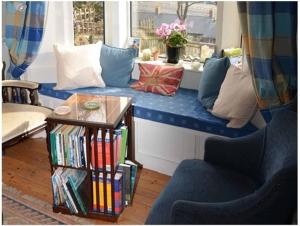 Captains Cabin image two