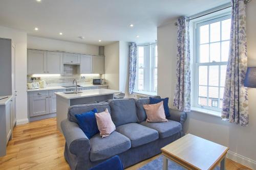 Host & Stay - Flat Lemonade Apartment Accommodation image 3 Host & Stay - Flat Lemonade Apartment image three