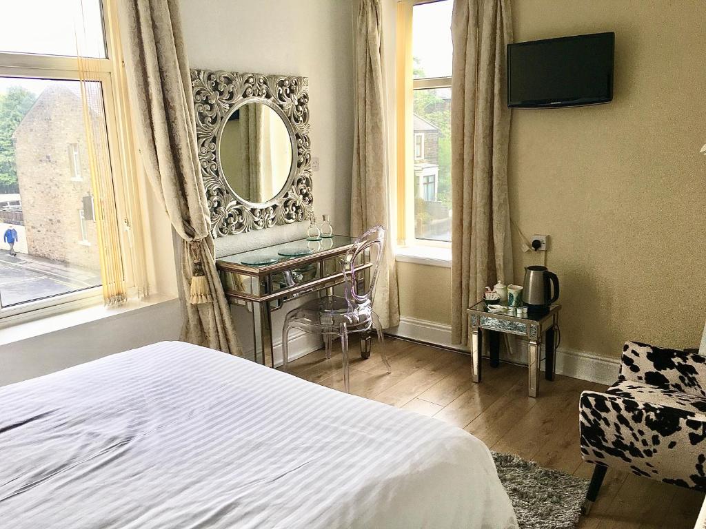 Highfield Guesthouse image one