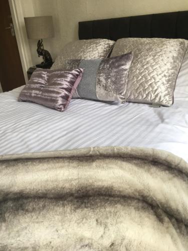 Highfield Guesthouse image two