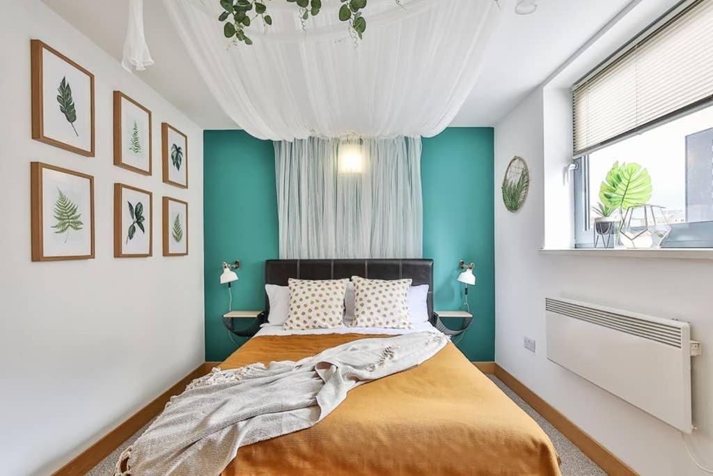 No1. The Exclusive Gem of Leeds Accommodation image 1 No1. The Exclusive Gem of Leeds image one