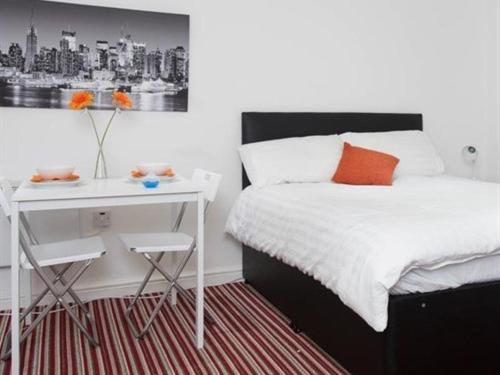Brownhill Studio in Leeds Accommodation image 3 Brownhill Studio in Leeds image three