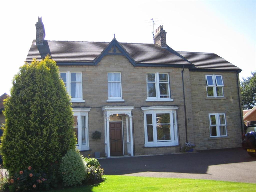 Picture of The Poplars Rooms & Cottages
