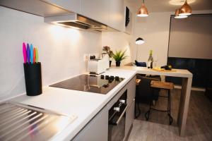 The City Chic Boutique Apartment Accommodation image 2 The City Chic Boutique Apartment image two