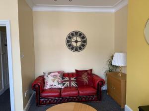 Chiltern Holiday apartments image two