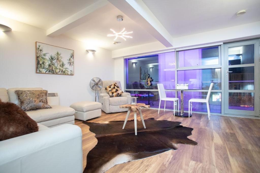 Live in Leeds Millenium Square Apartment Accommodation image 1 Live in Leeds Millenium Square Apartment image one