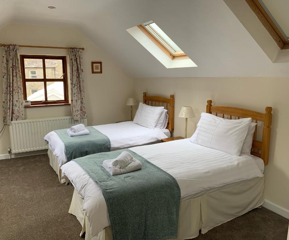 fox and hounds cottage Accommodation image 1 fox and hounds cottage image one