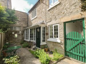 Middleham Page image 2 Picture of Wedgewood Cottage