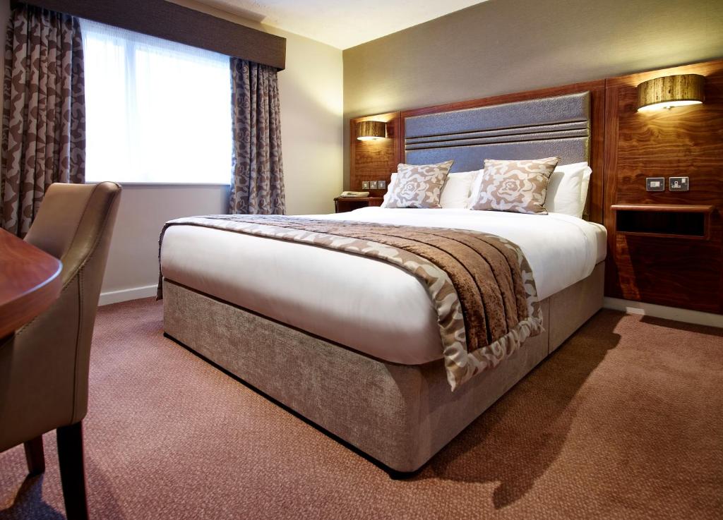 The Briar Court Hotel image one