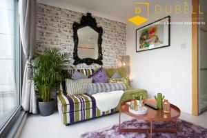 The Cakide, Dubell Serviced Apartments Leeds, Up to 2 Guests Accommodation image 2 BEST VALUE !!! - The Cakide, Dubell Serviced Apartments Leeds, Up to 2 Guests, Ample Street Parking, Wifi & Netflix image two