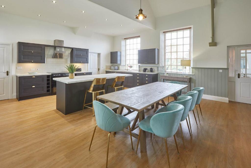 Host & Stay - Dunsley Chapel Accommodation image 1 Host & Stay - Dunsley Chapel image one