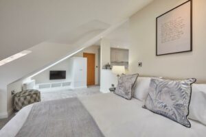 Apartments in Whitby - Prices & Bookings Page image 23 Picture of Host & Stay - The Birds Nest Apartment