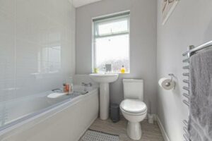 Picture of Bright and Modern Home 4 beds CCTV Parking