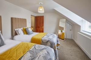 Host & Stay - Harbour View House image two