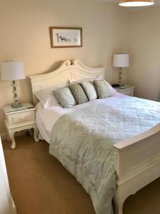 Hawes Hotels - Pricing & Availability Page image 3 Picture of Cocketts Hotel