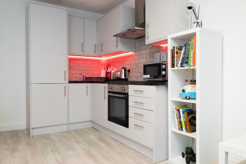 The Avenue Apartments Accommodation image 3 The Avenue Apartments image three