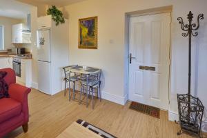 Host & Stay - The Limes Accommodation image 2 Host & Stay - The Limes image two