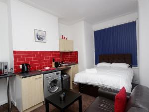 Kirkstall House Accommodation image 2 Kirkstall House image two