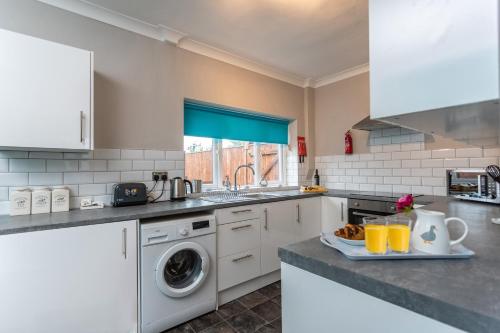 James Cook Accommodation Accommodation image 3 James Cook Accommodation image three
