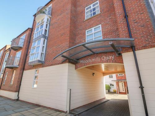 12 Woodsmill Quay image three