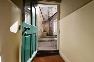 87 Micklegate · 87 Micklegate, YORK Accommodation image 2 87 Micklegate · 87 Micklegate, YORK image two